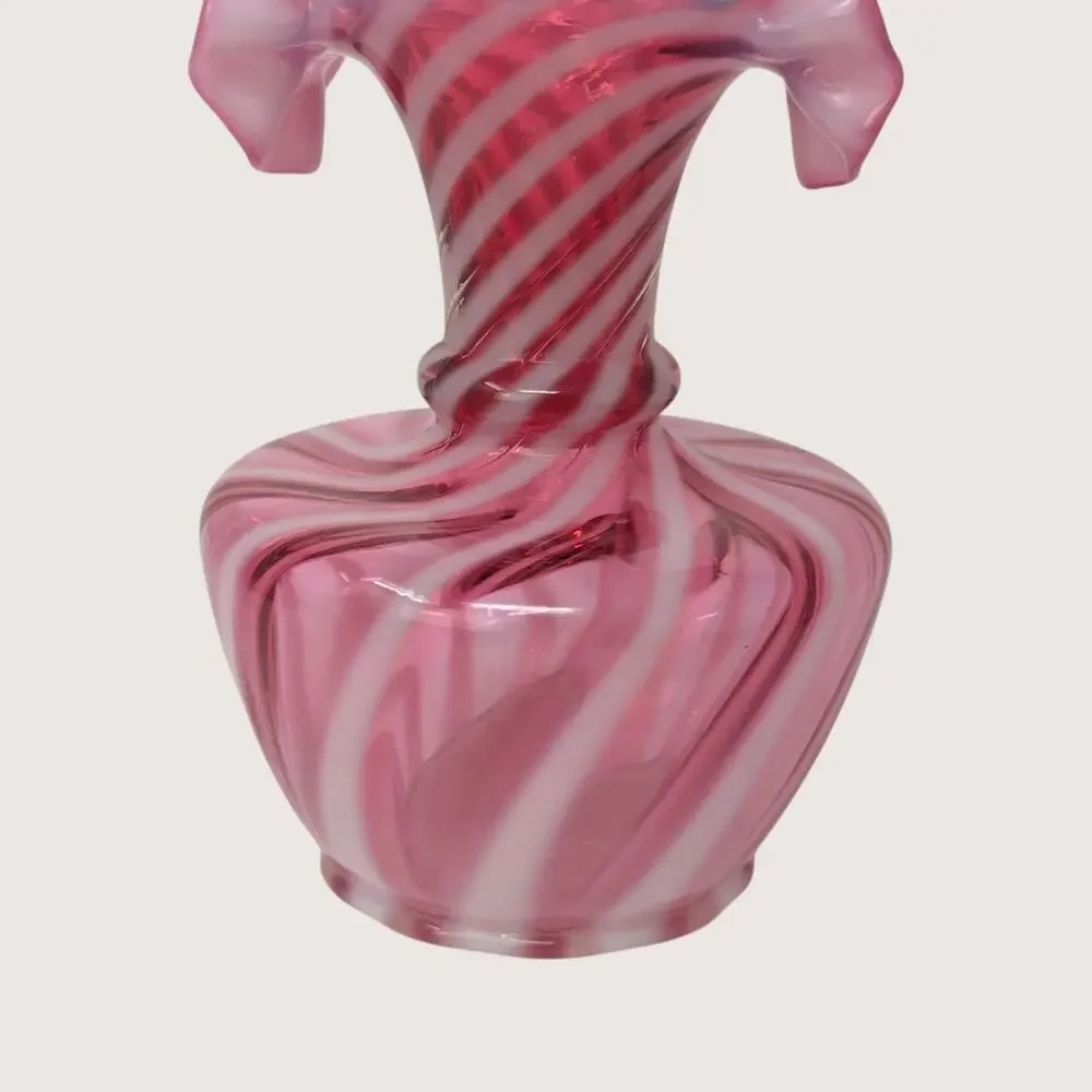 1940s Fenton Glass Pink Opalescent Spiral Swirl Double Crimped Fluted Fan Vase